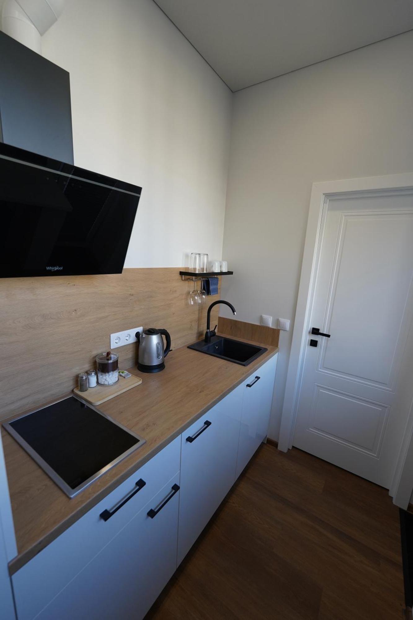 Amber Light Self-Check-In Apartments Kaunas Room photo