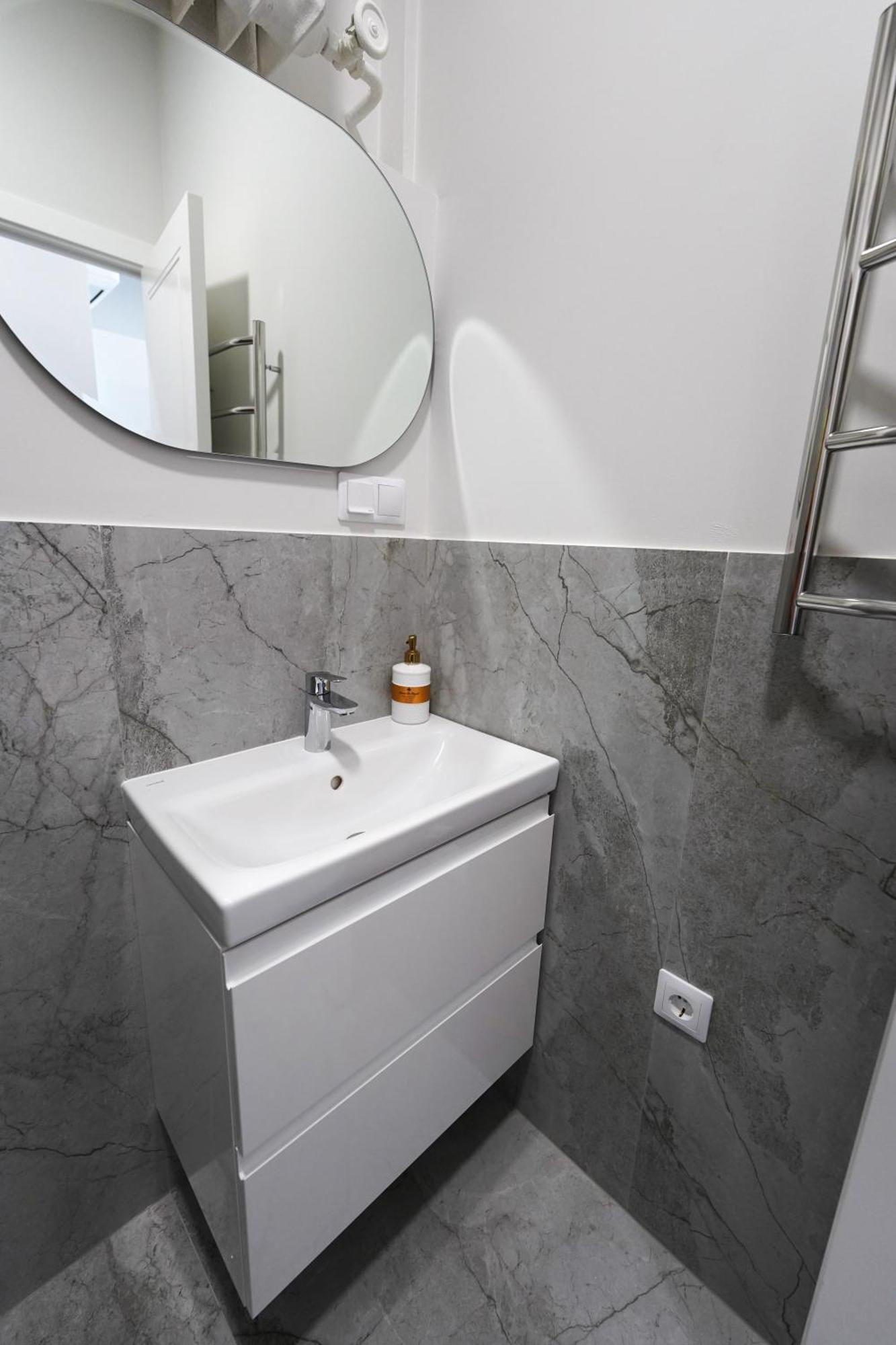 Amber Light Self-Check-In Apartments Kaunas Exterior photo